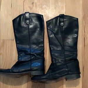 Frye Melissa Button Boots, size 8